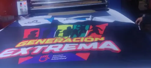 calandrado de banderas en peru